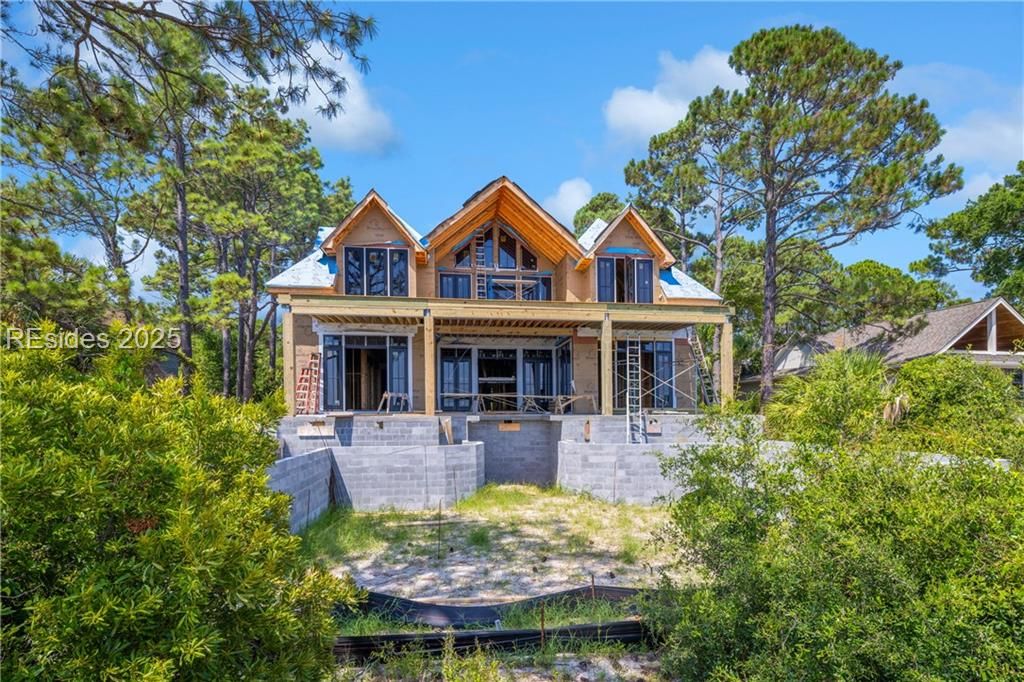 9 Brown Pelican Road