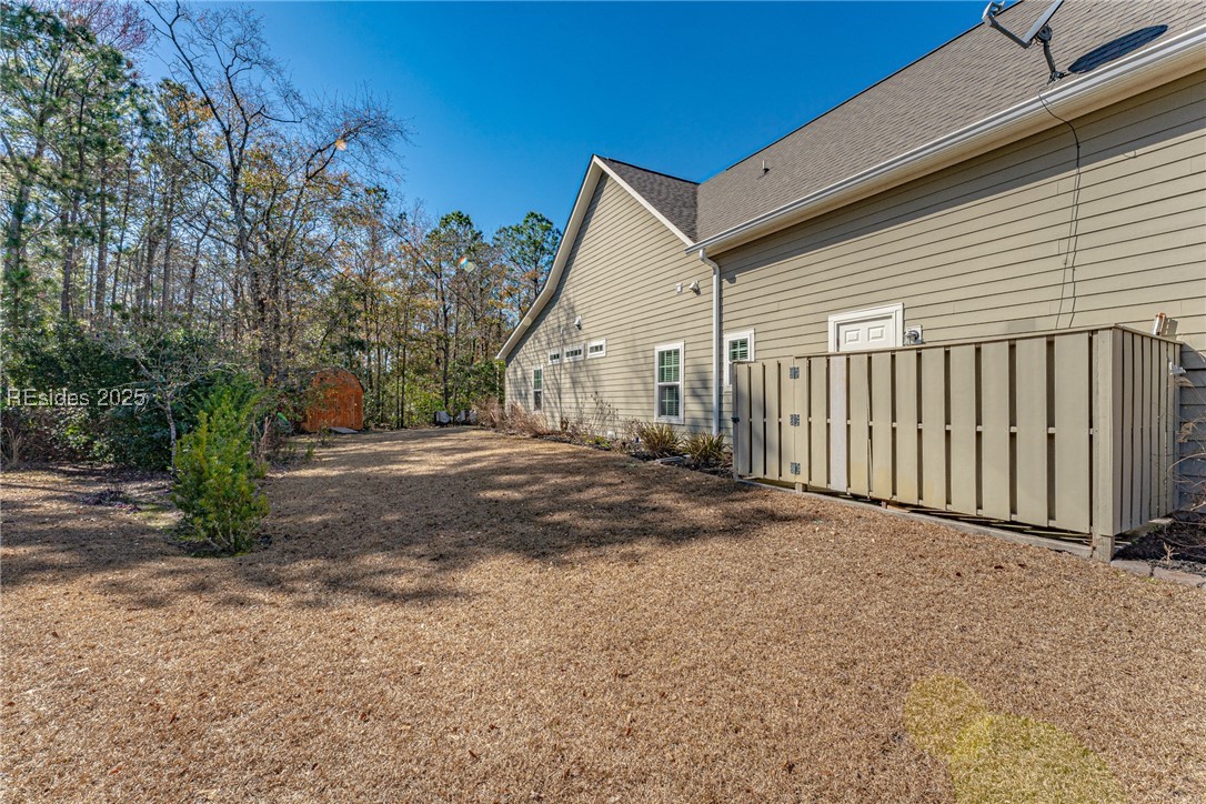 1011 Cj S Place