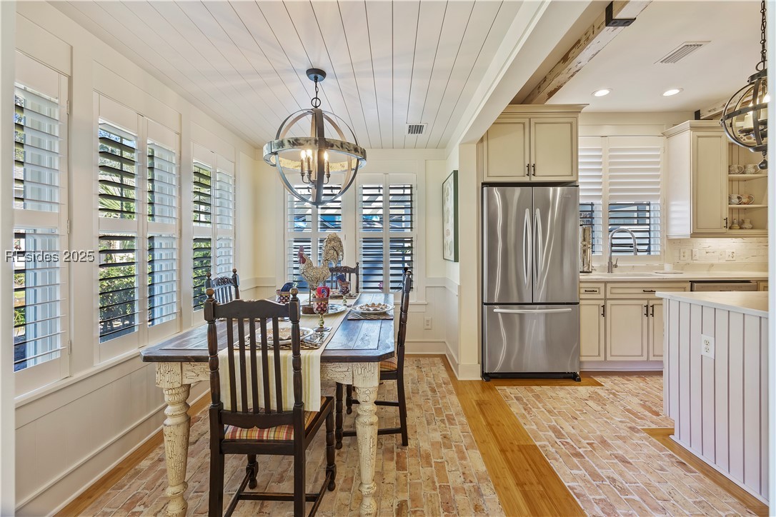 625 Spanish Wells Road Unit: 12