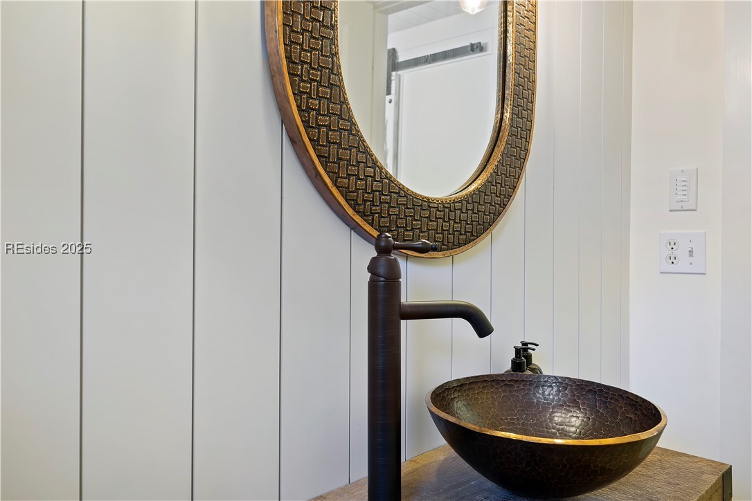 625 Spanish Wells Road Unit: 12