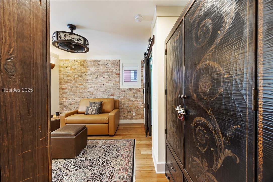 625 Spanish Wells Road Unit: 12
