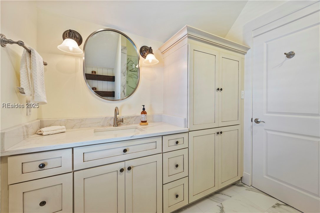 625 Spanish Wells Road Unit: 12