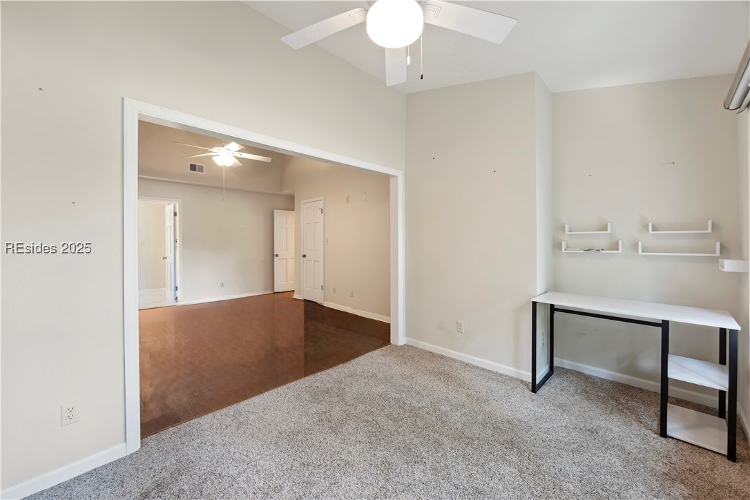 20 Governors Road Unit: 2827