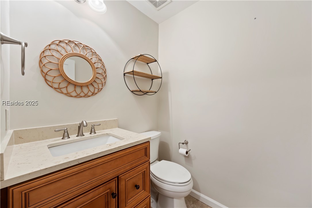 20 Governors Road Unit: 2827