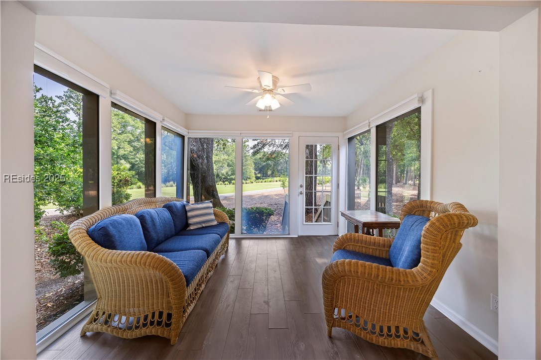 20 Governors Road Unit: 2827