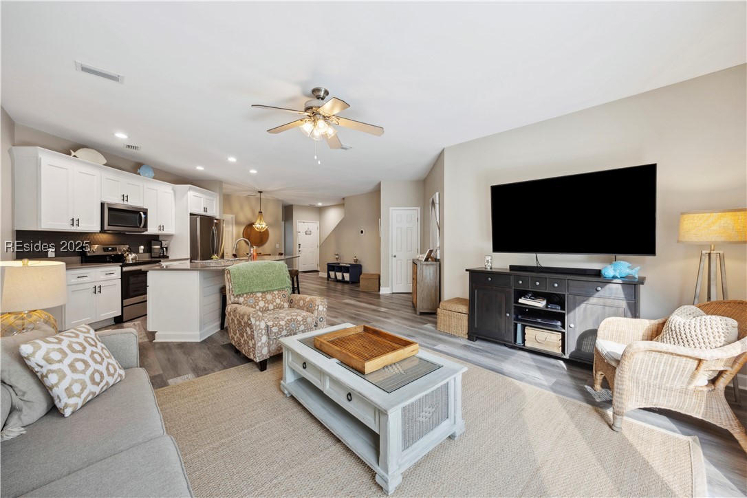 19 Lemoyne Avenue Unit: 7009