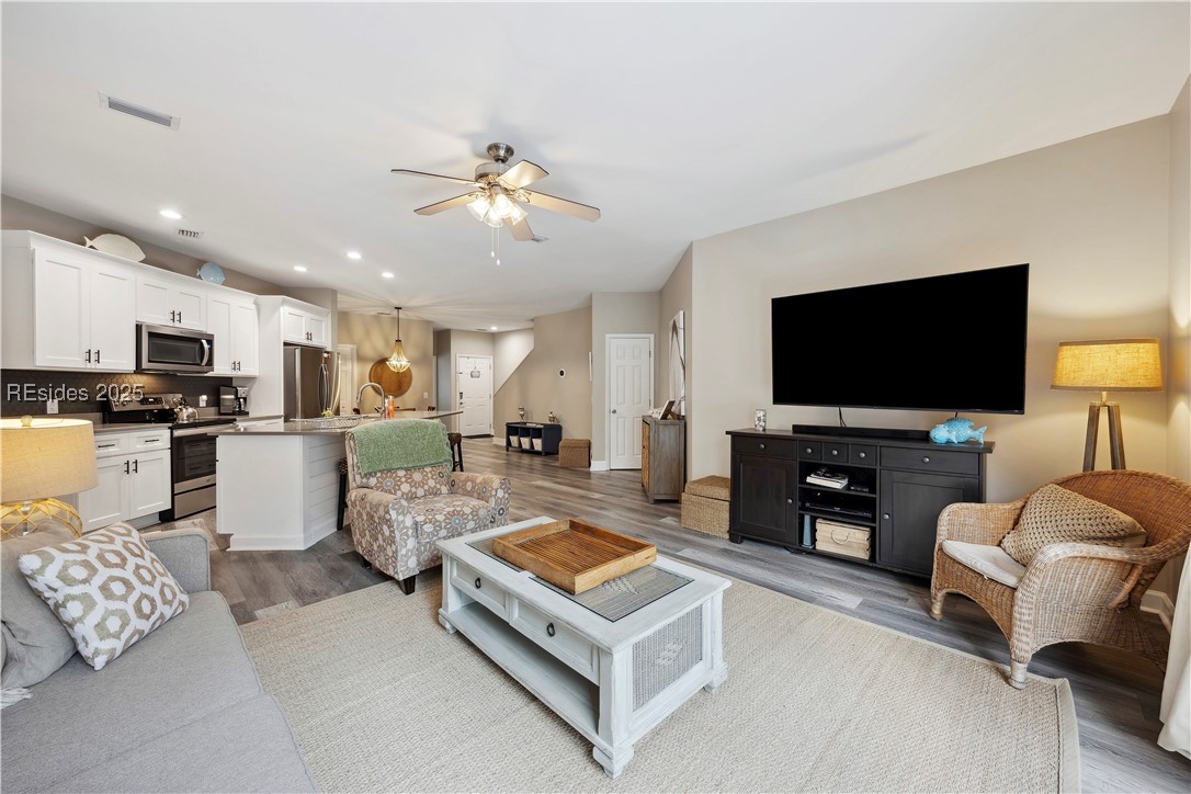 19 Lemoyne Avenue Unit: 7009