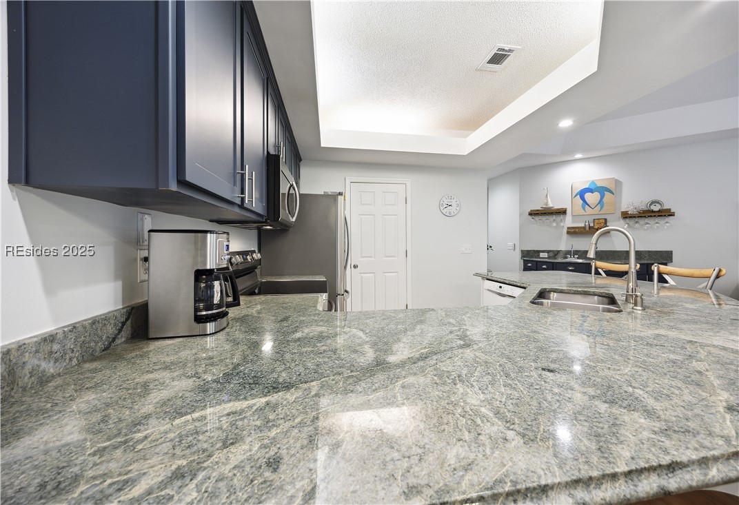 19 Wimbledon Court Unit: 104