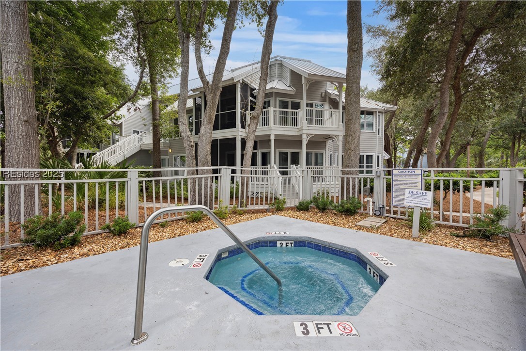 19 Wimbledon Court Unit: 104