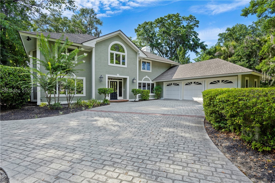 25 Old Fort Drive