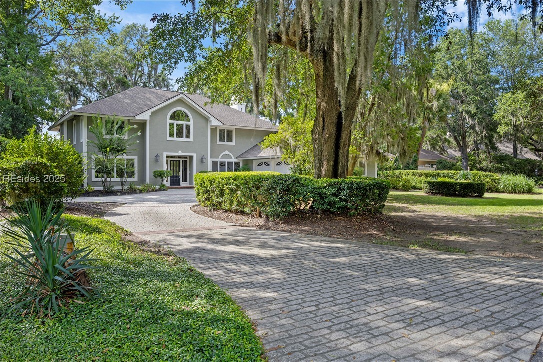 25 Old Fort Drive