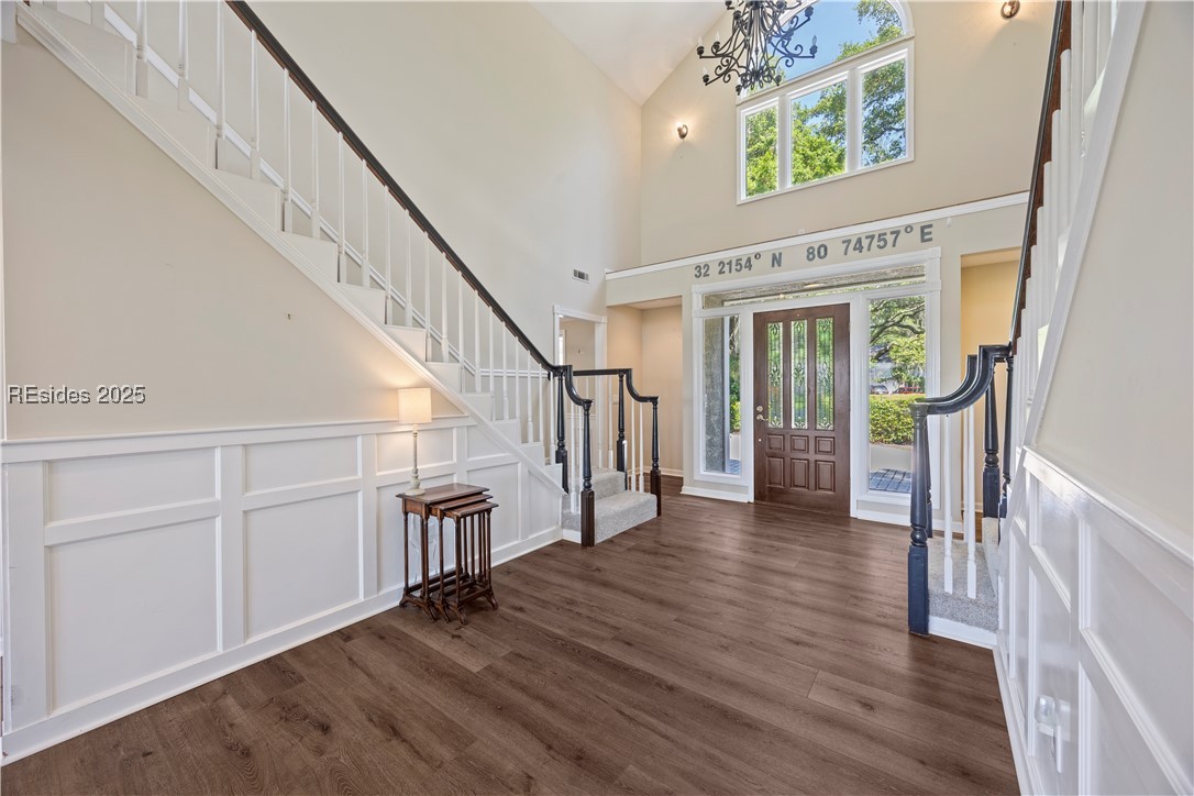25 Old Fort Drive