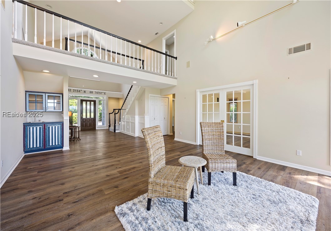 25 Old Fort Drive