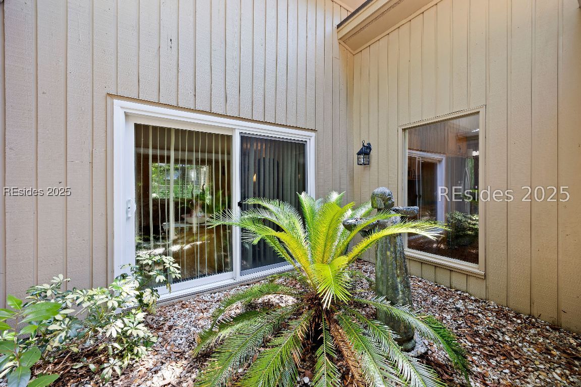 8 Battery Road