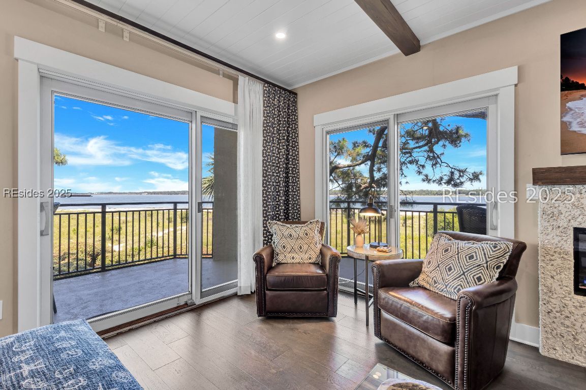 247 Sea Pines Drive Unit: 1872