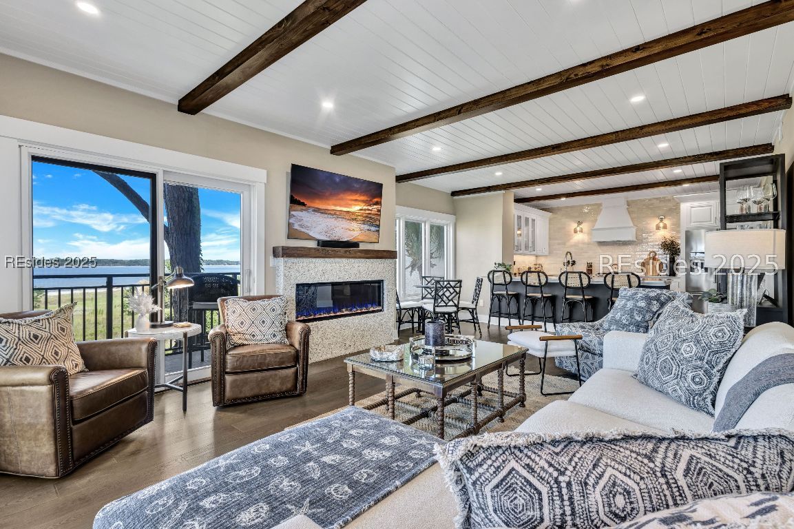 247 Sea Pines Drive Unit: 1872