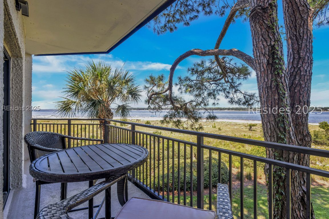 247 Sea Pines Drive Unit: 1872