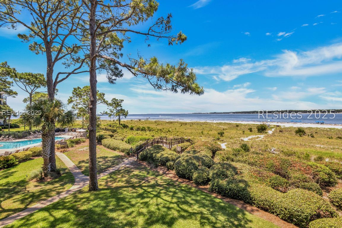 247 Sea Pines Drive Unit: 1872