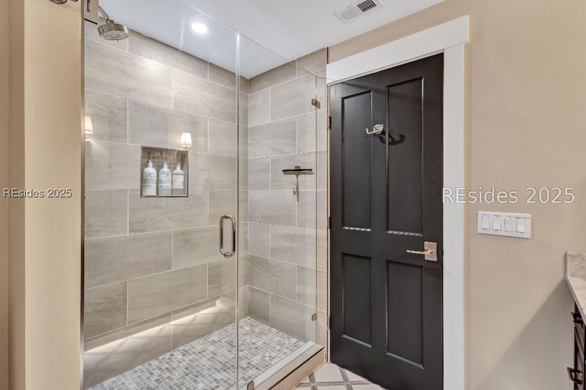 247 Sea Pines Drive Unit: 1872