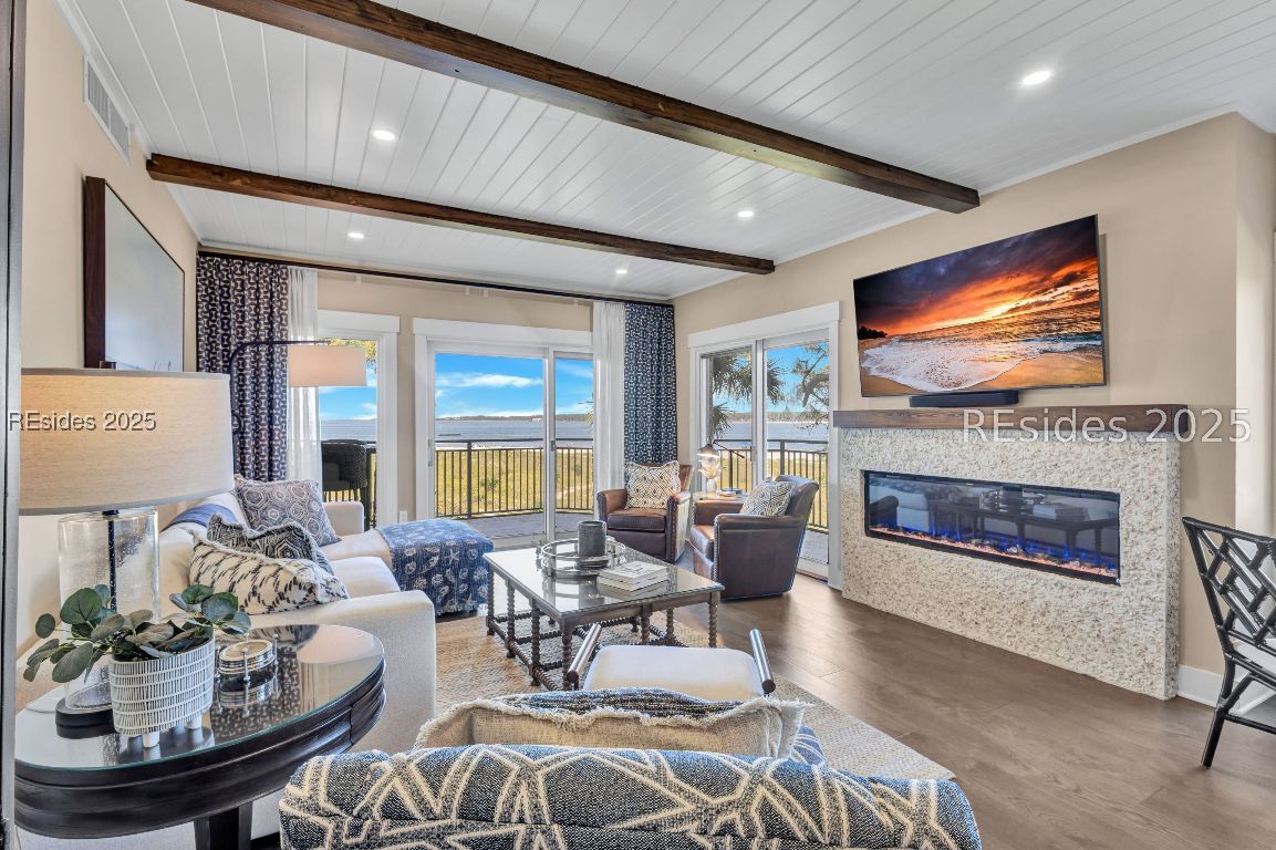 247 Sea Pines Drive Unit: 1872