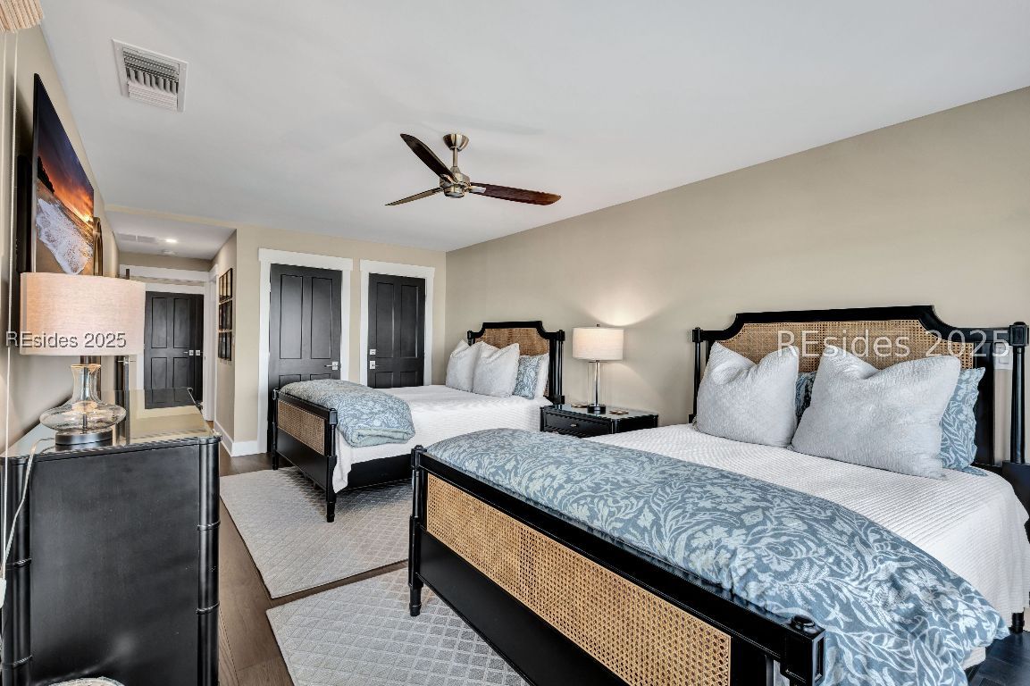 247 Sea Pines Drive Unit: 1872