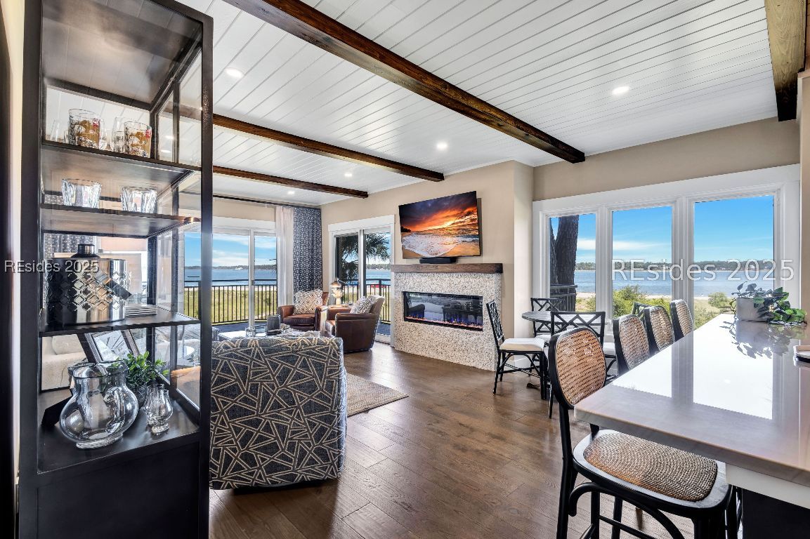 247 Sea Pines Drive Unit: 1872