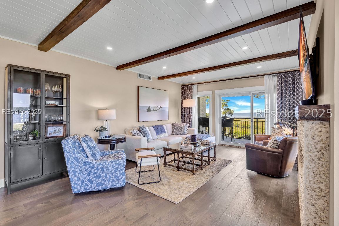247 Sea Pines Drive Unit: 1872