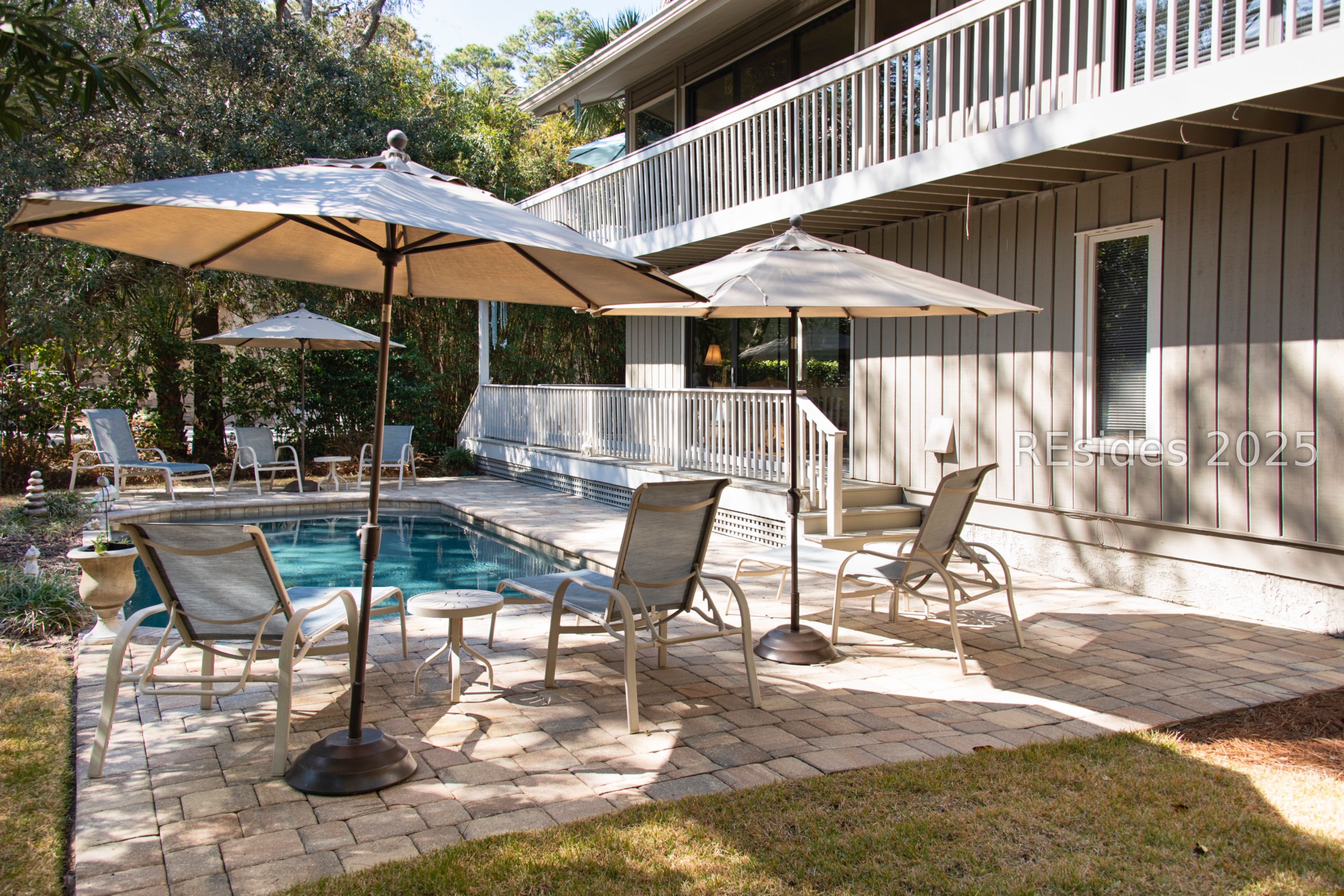 18 Oyster Catcher Road