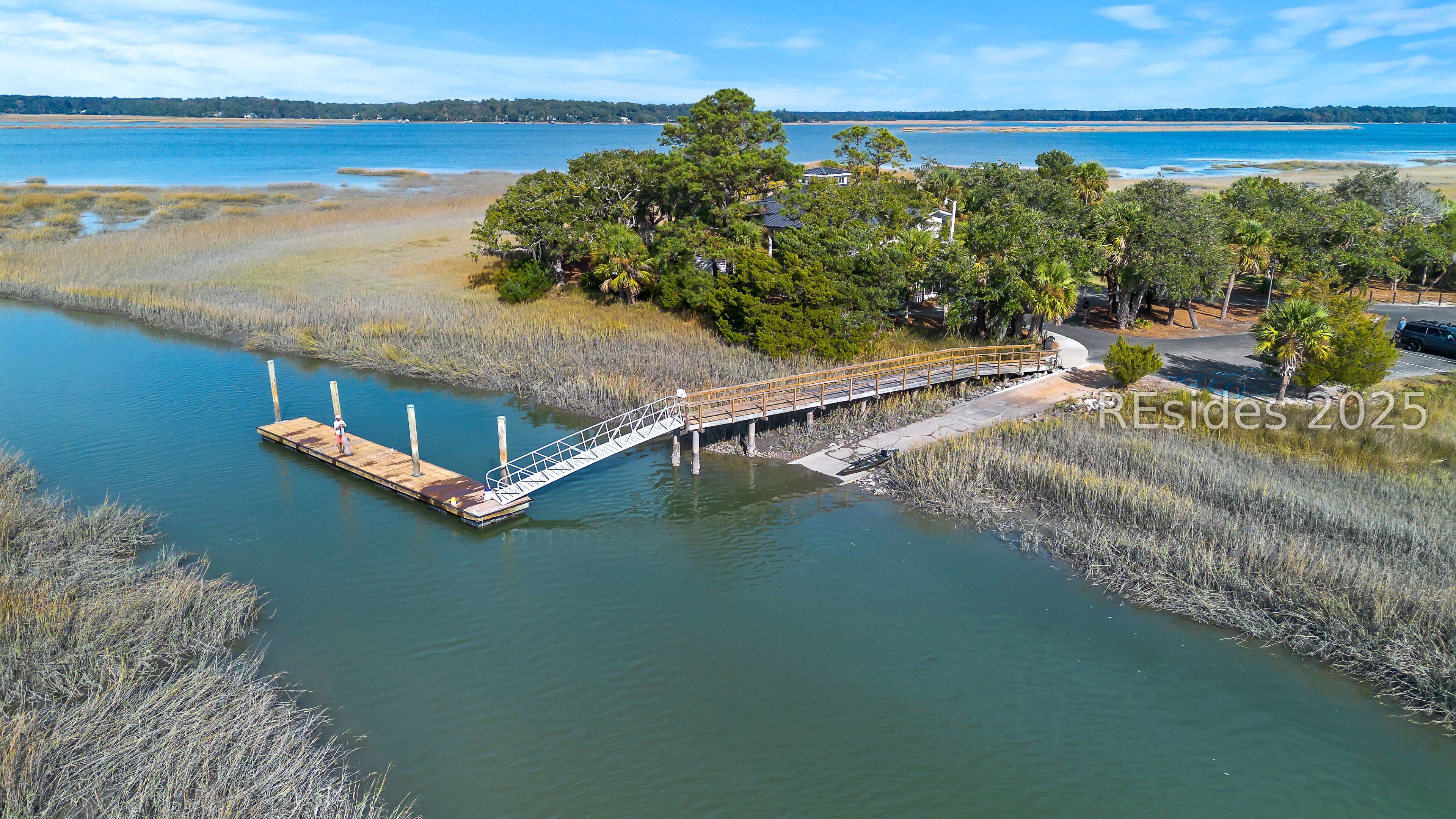 3 Spartina Crest