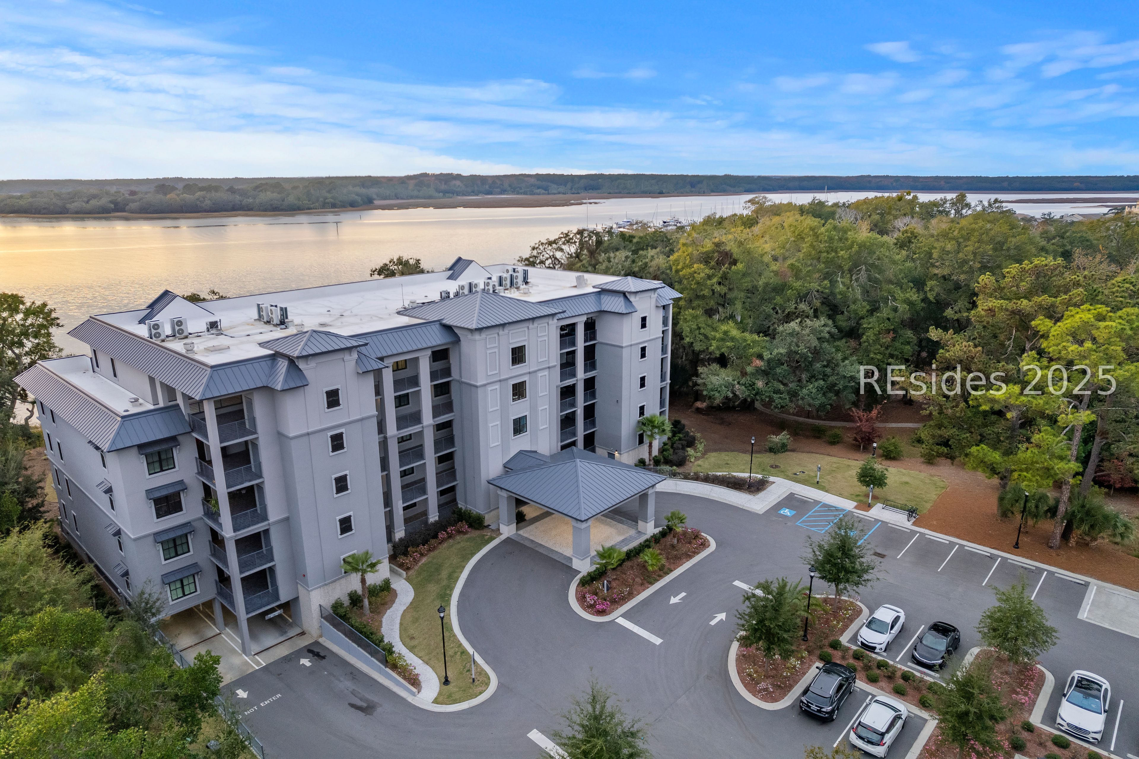 63 Skull Creek Drive Unit: 402