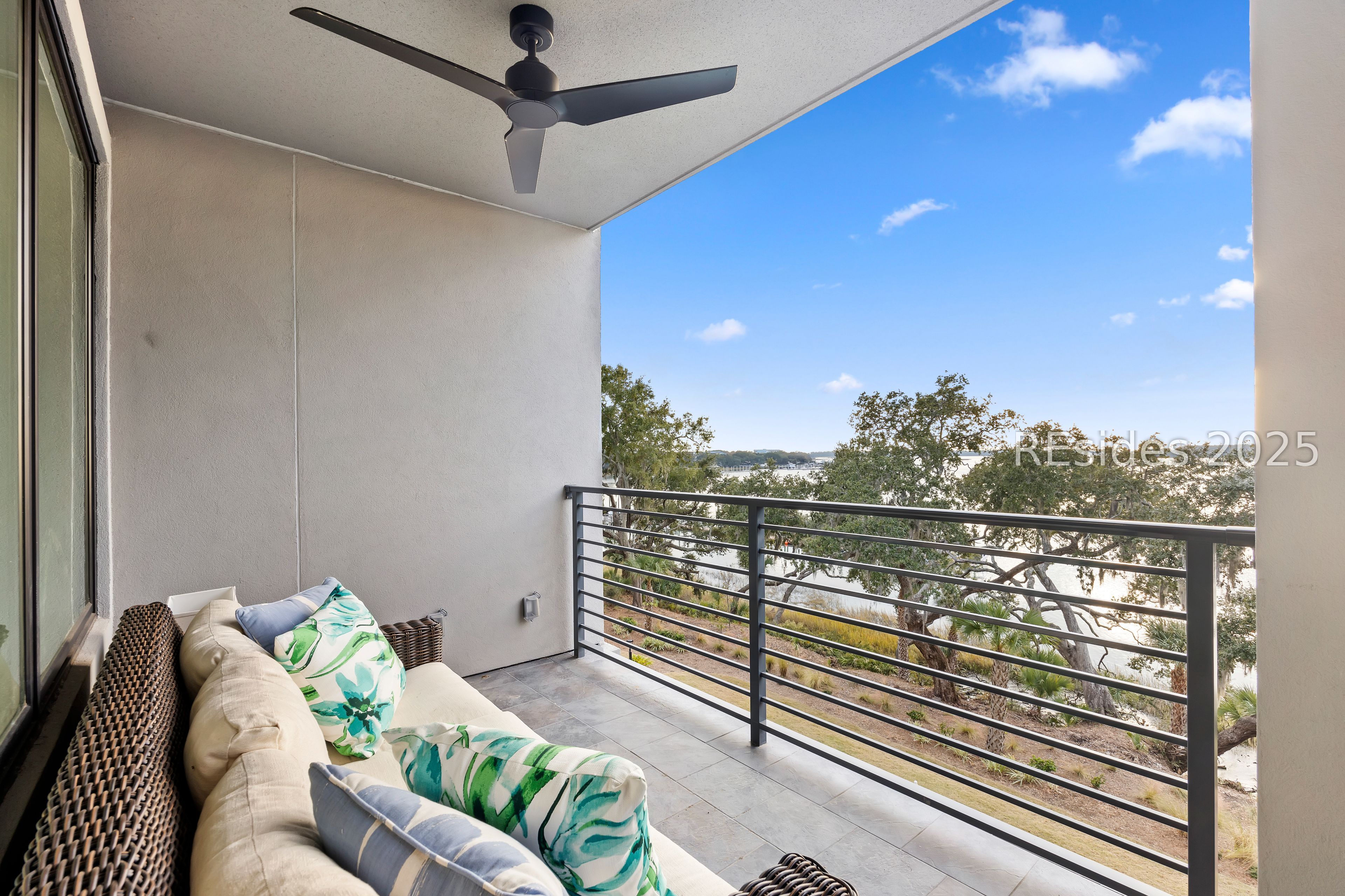 63 Skull Creek Drive Unit: 402