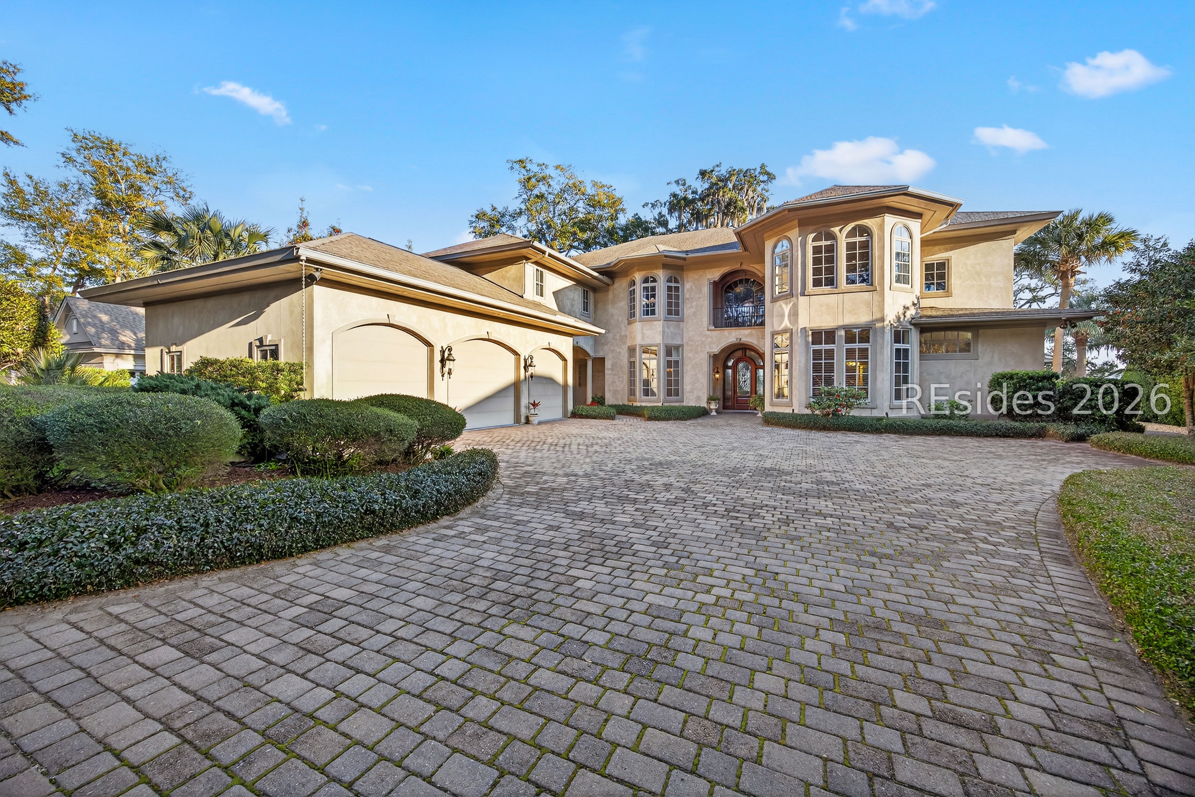 47 River Club Drive