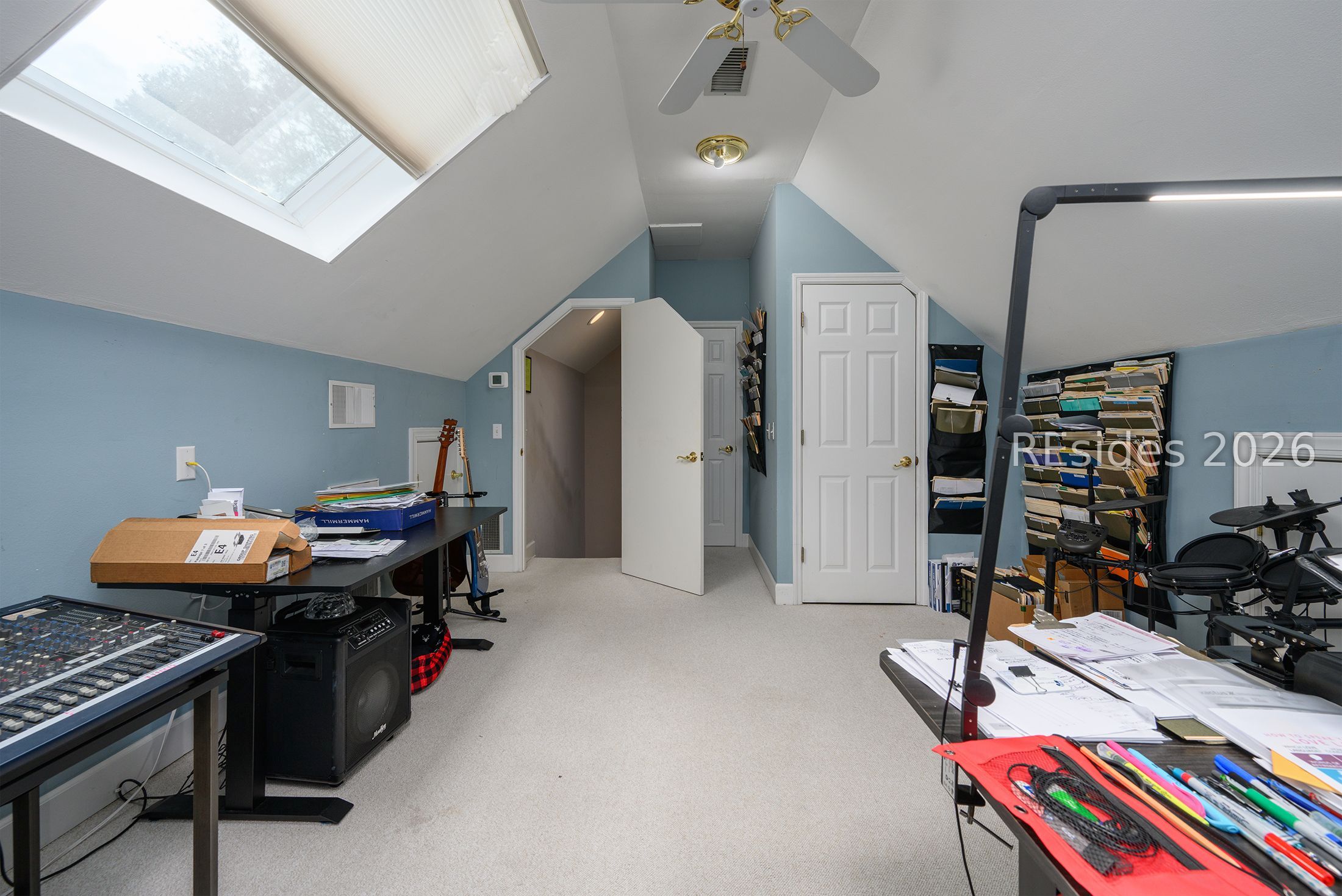 8 Old Fort Way