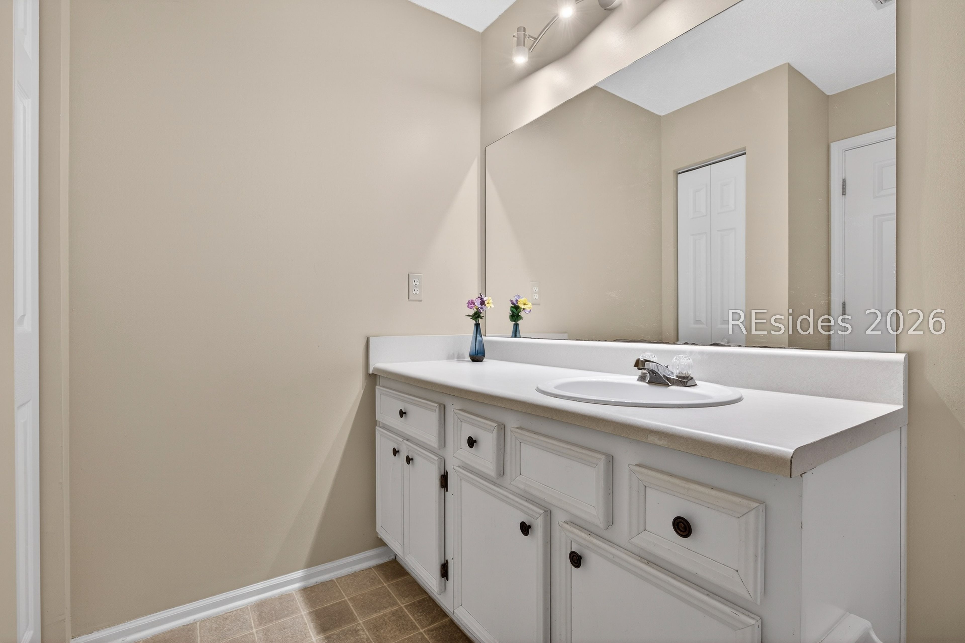 50 Pebble Beach Cove Unit: E110
