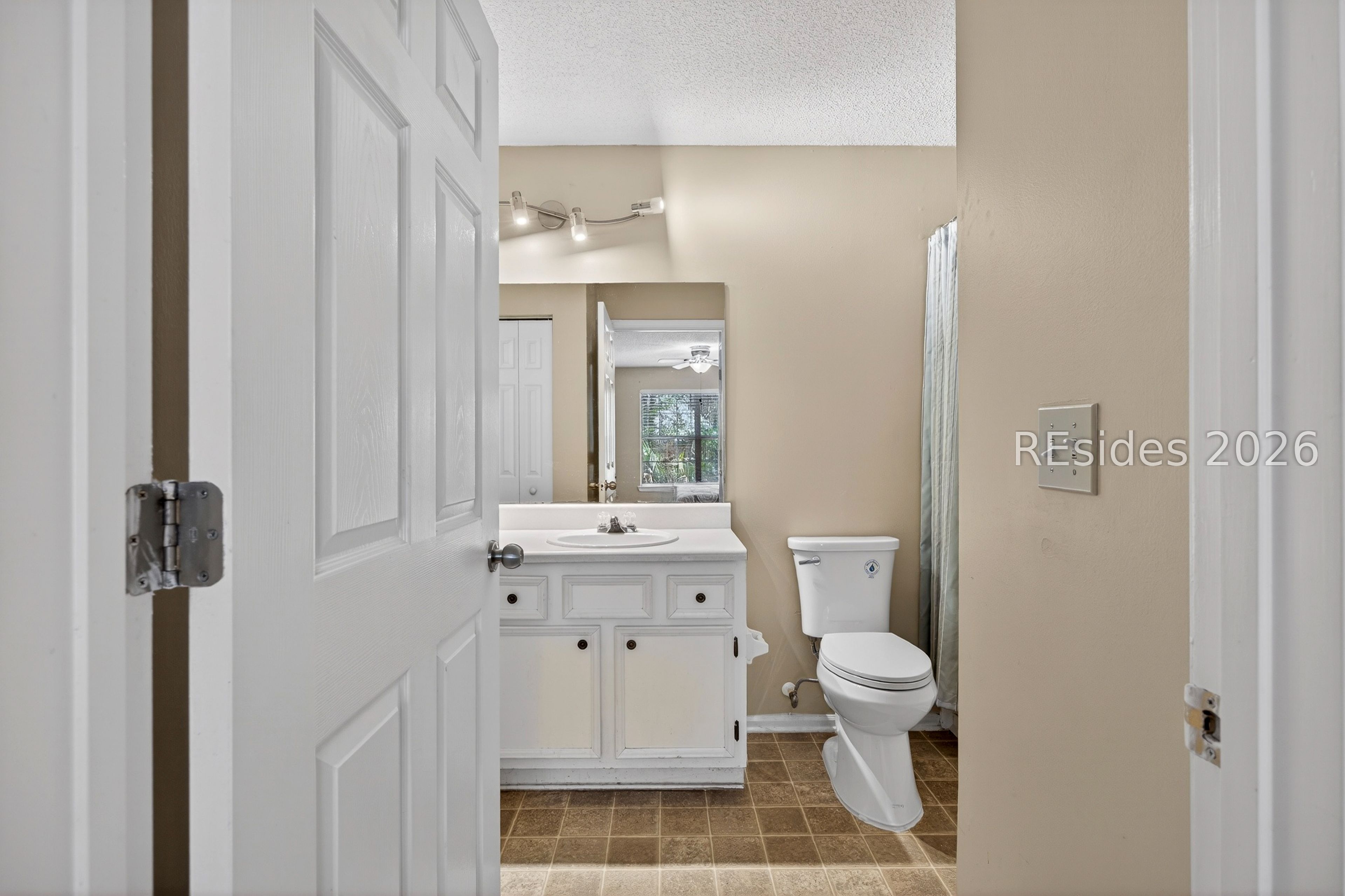 50 Pebble Beach Cove Unit: E110