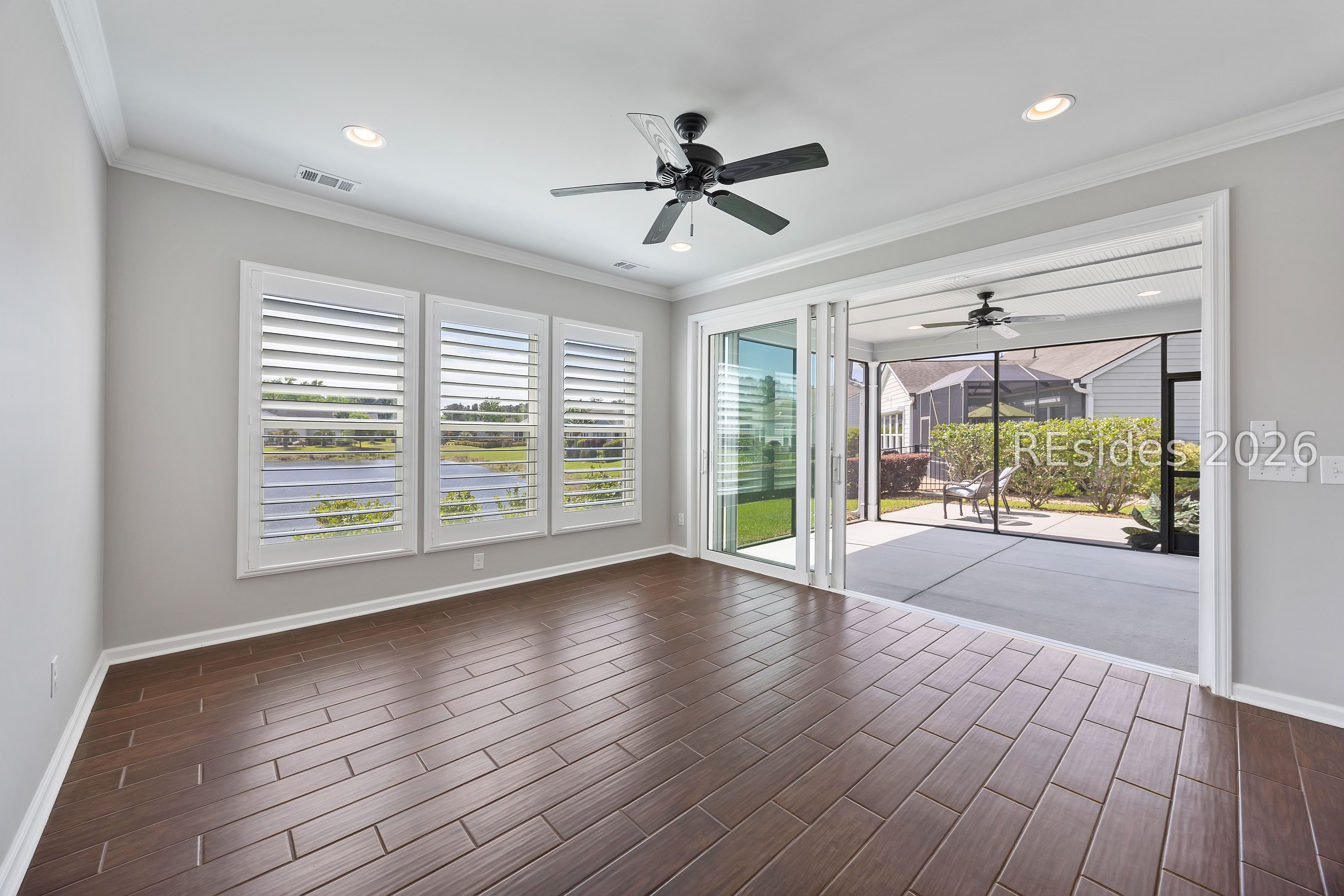 30 Heathrow Avenue