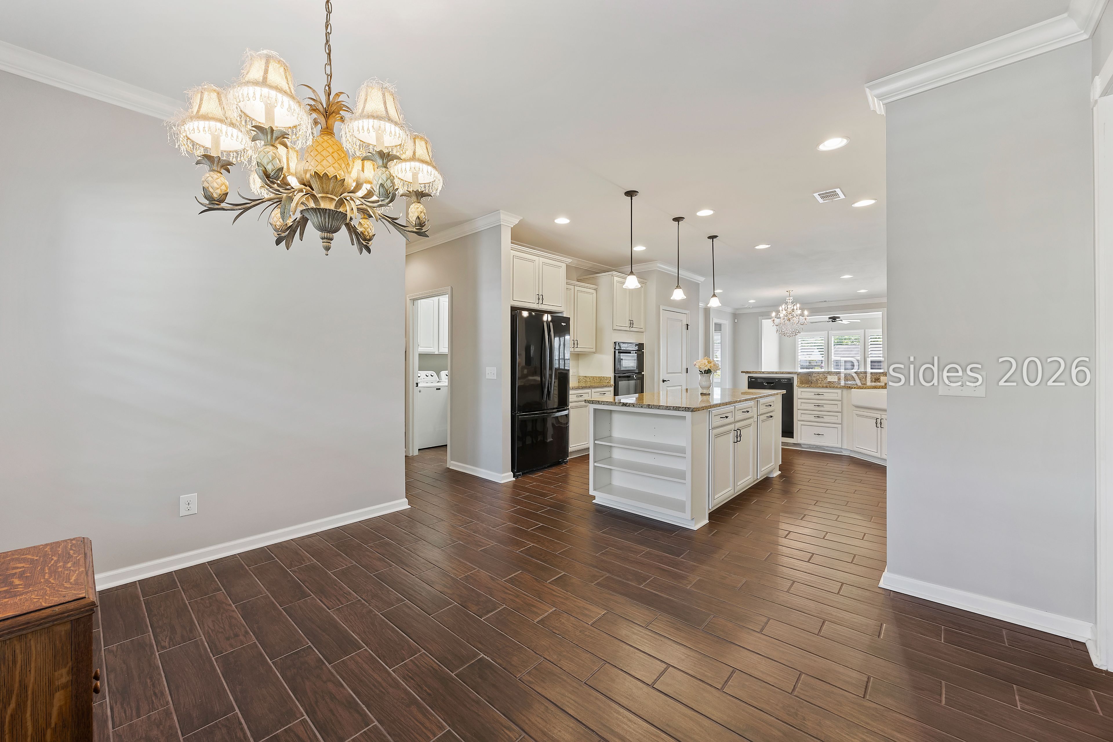 30 Heathrow Avenue