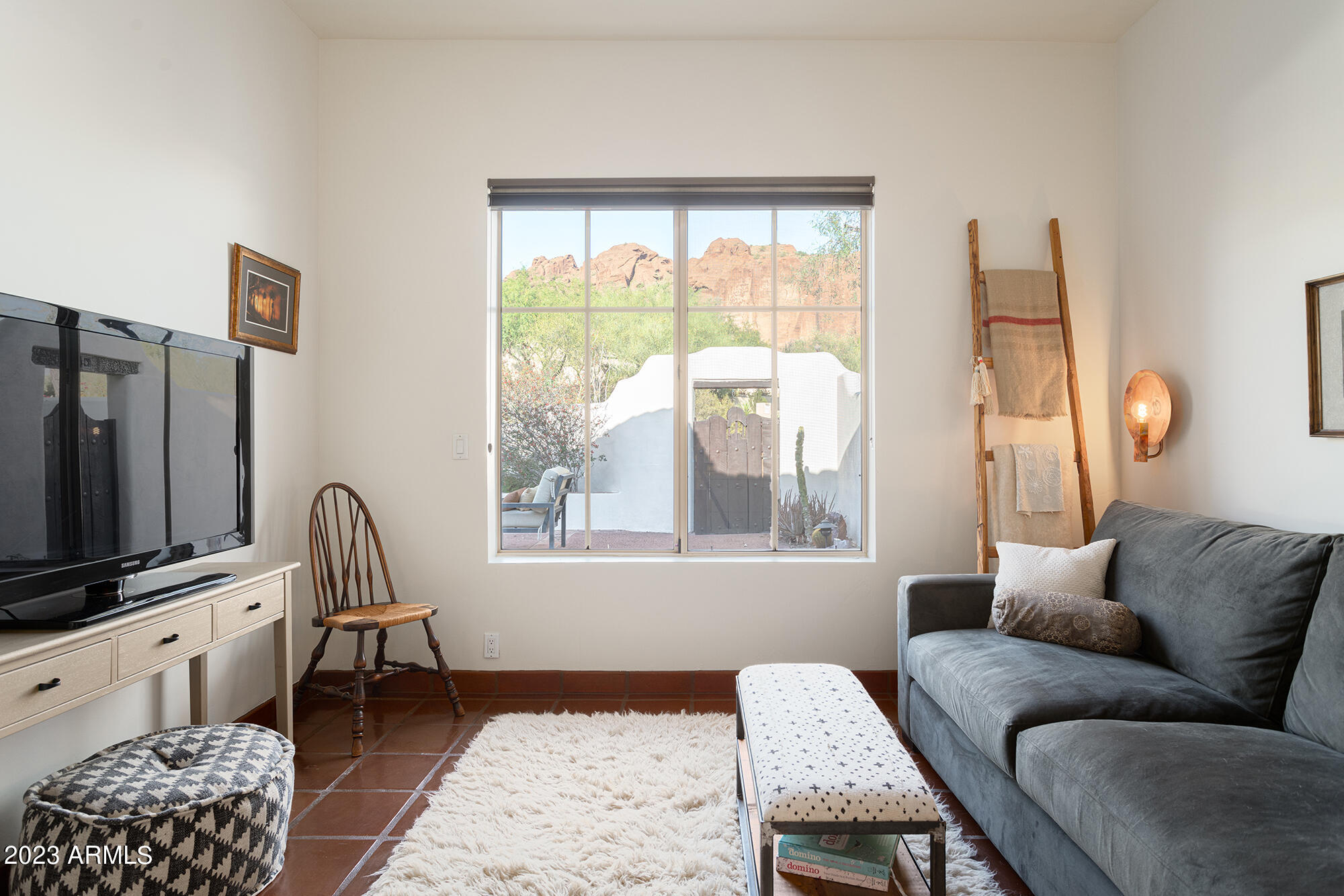 5518 N Camelback Canyon 