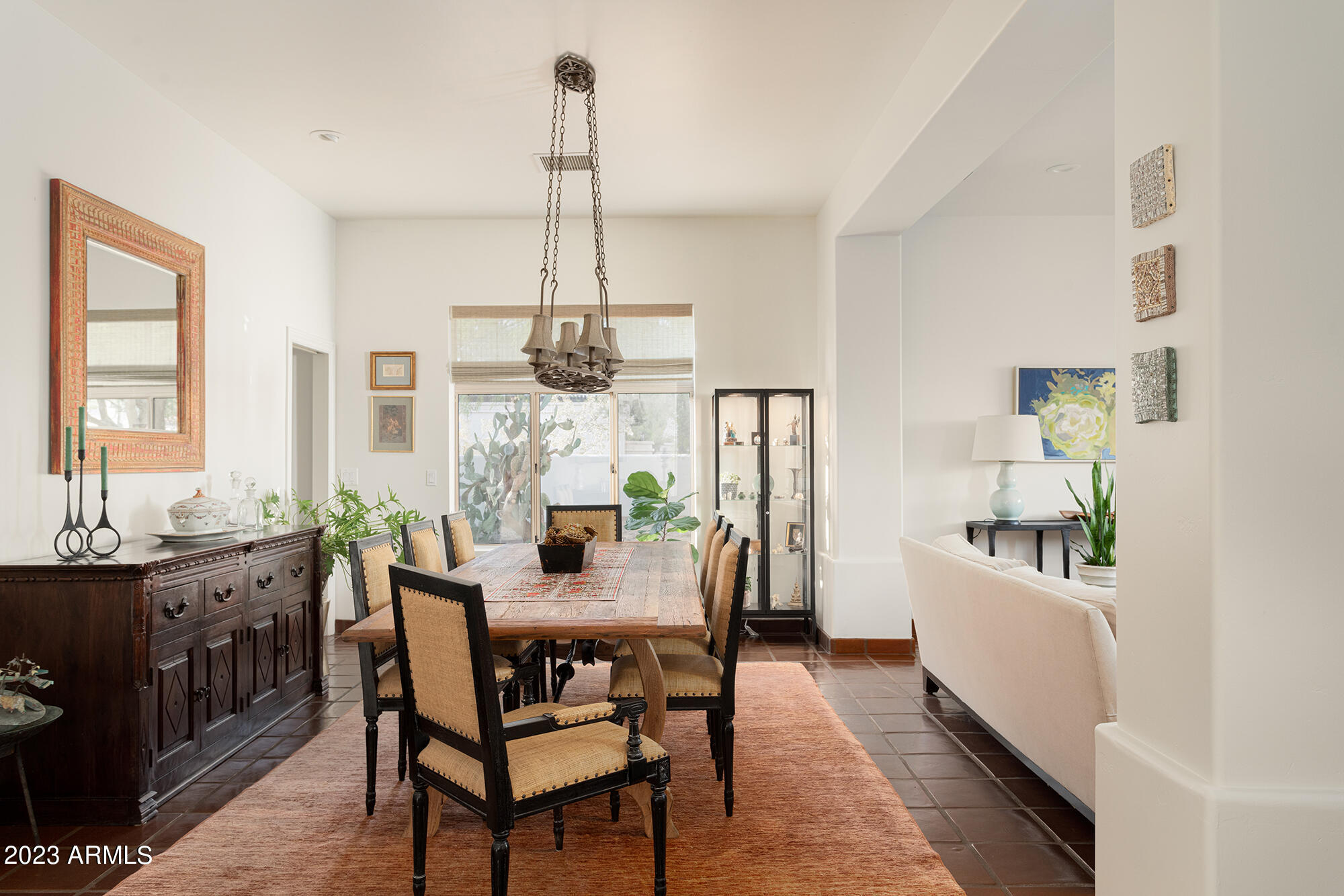 5518 N Camelback Canyon 