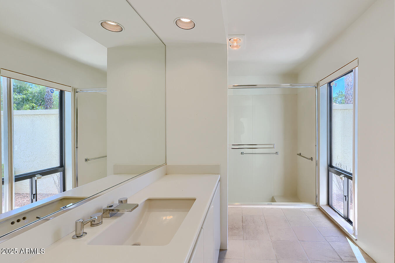 5414 N 26TH Street N