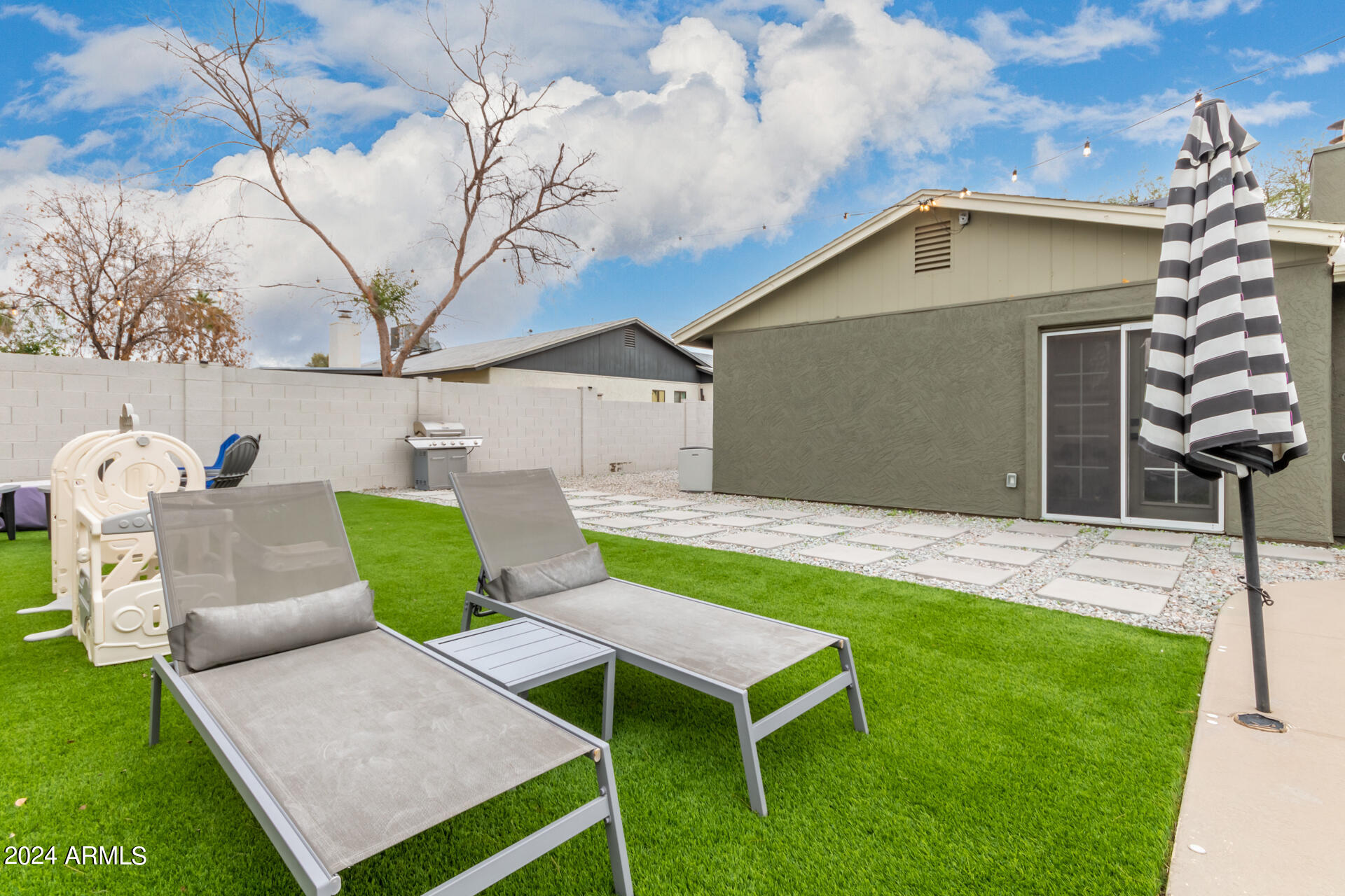 7358 E PUEBLO Avenue