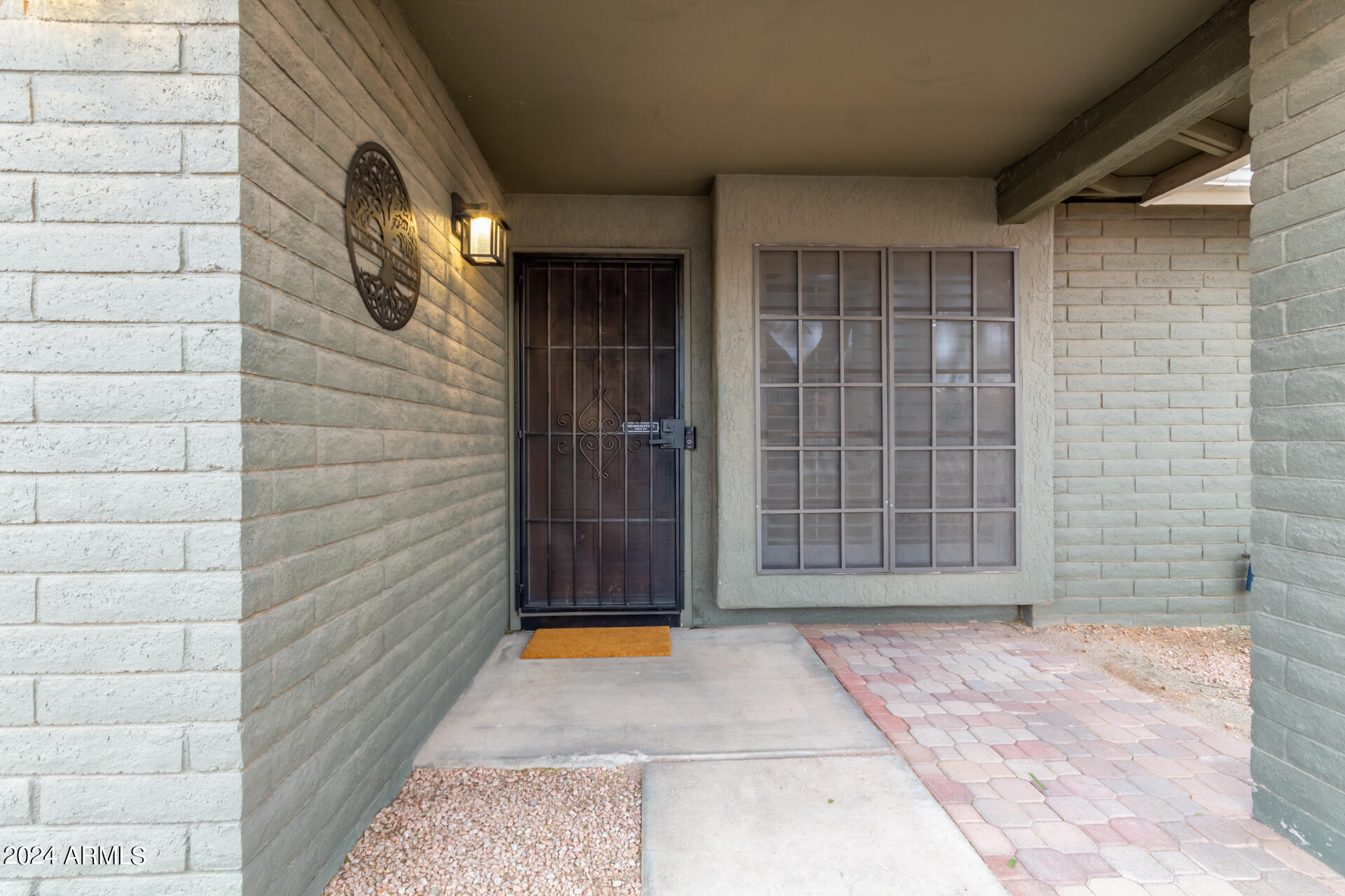 7358 E PUEBLO Avenue