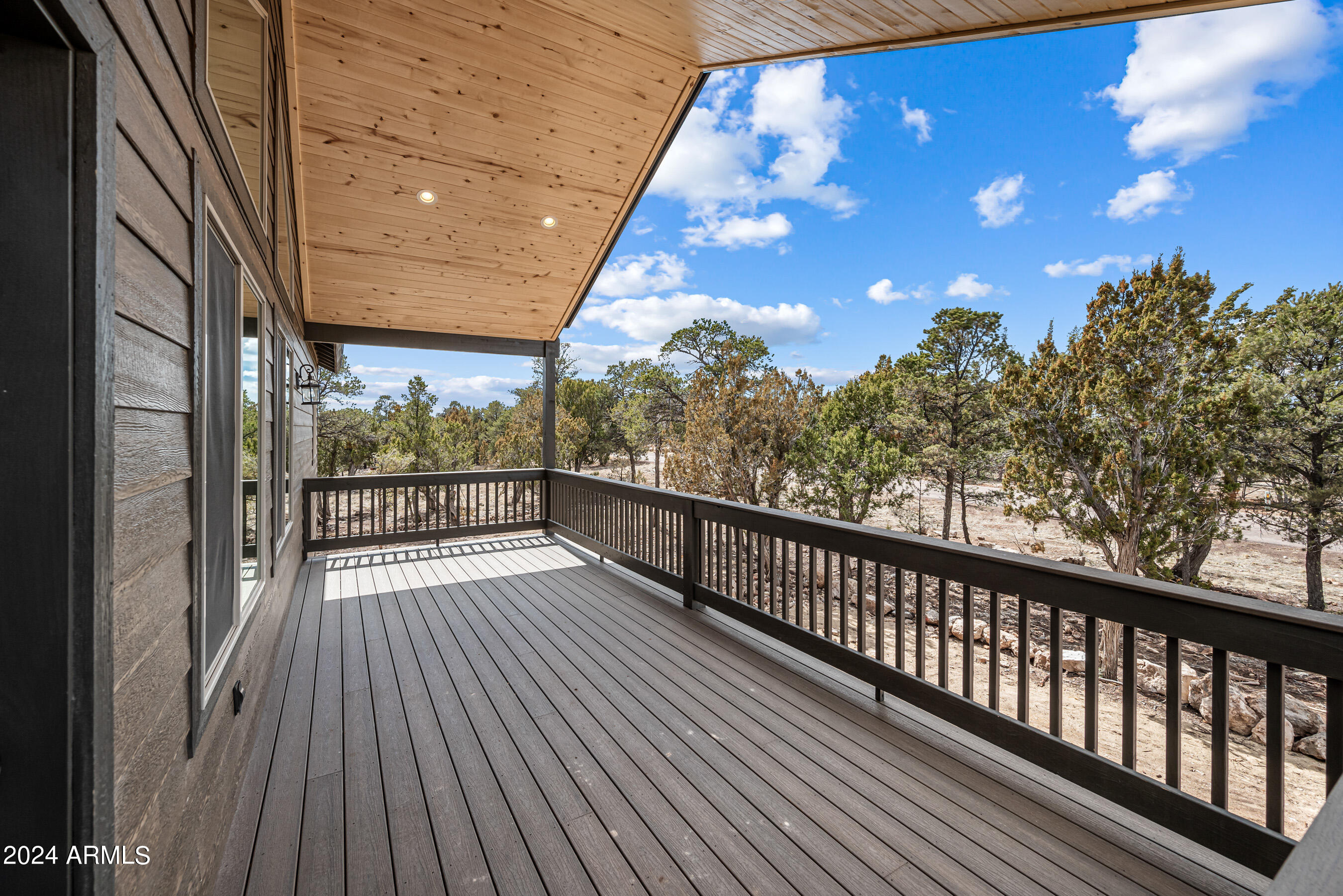 2975 Lodgepole Road
