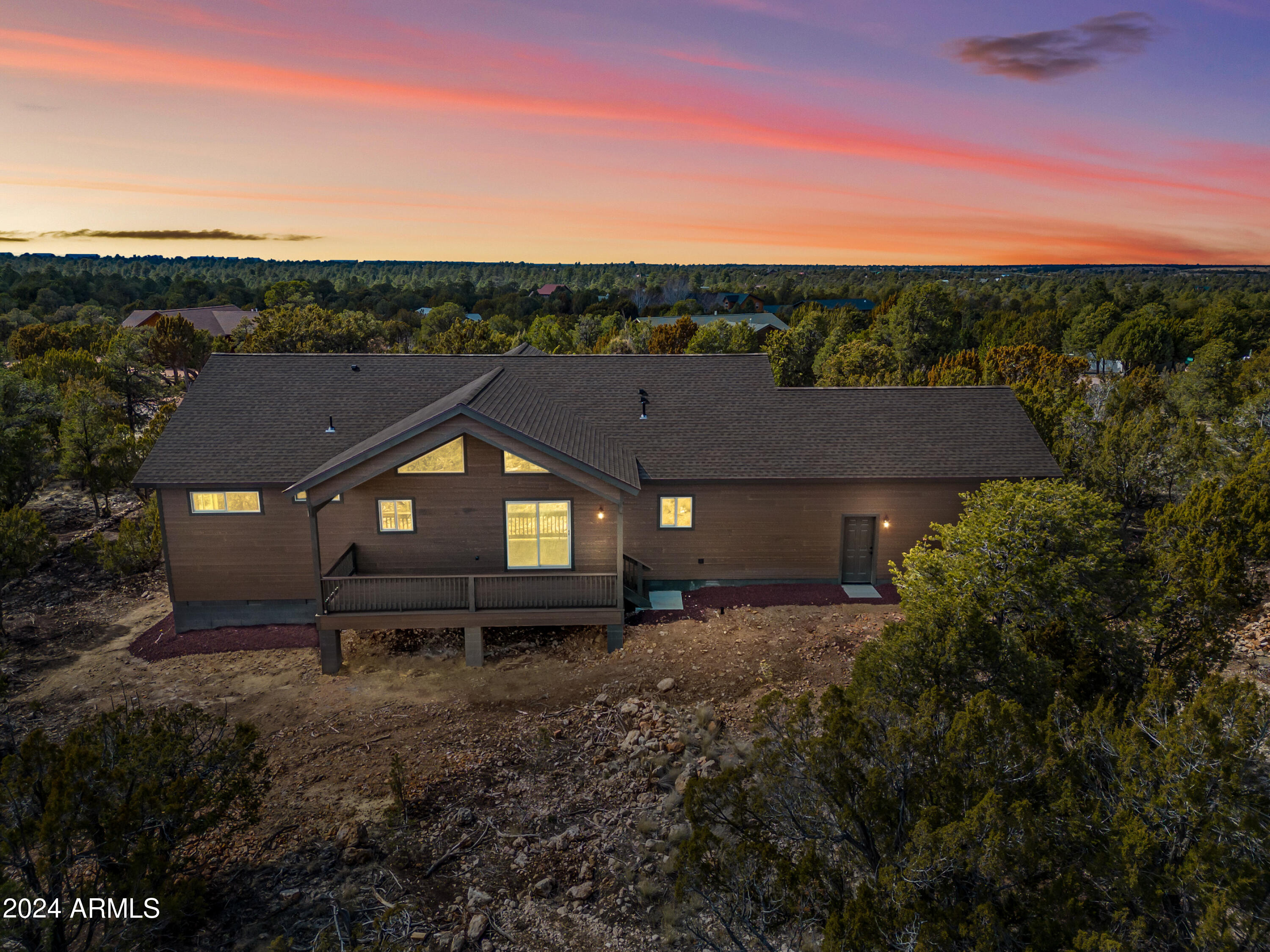 2975 Lodgepole Road