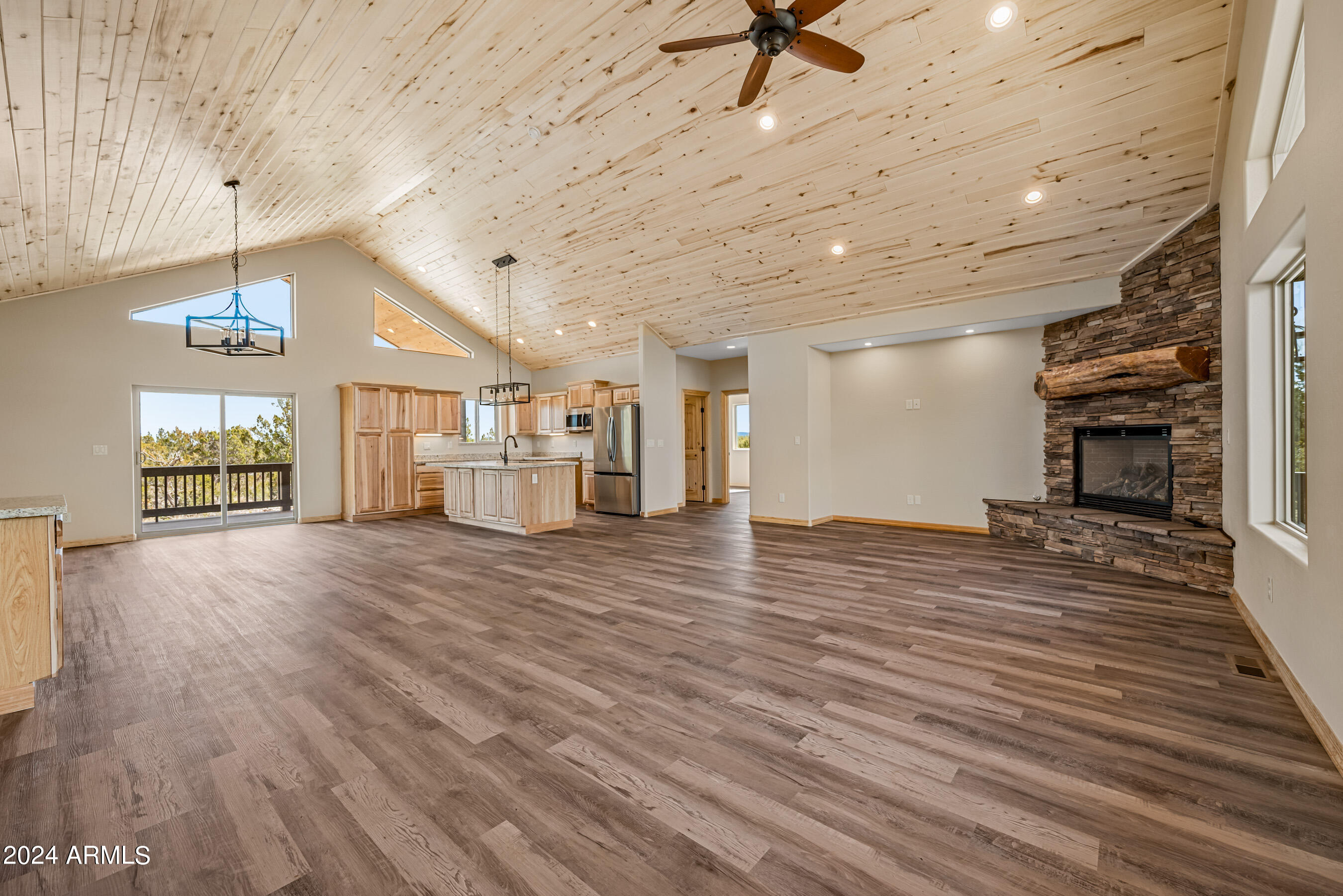 2975 Lodgepole Road