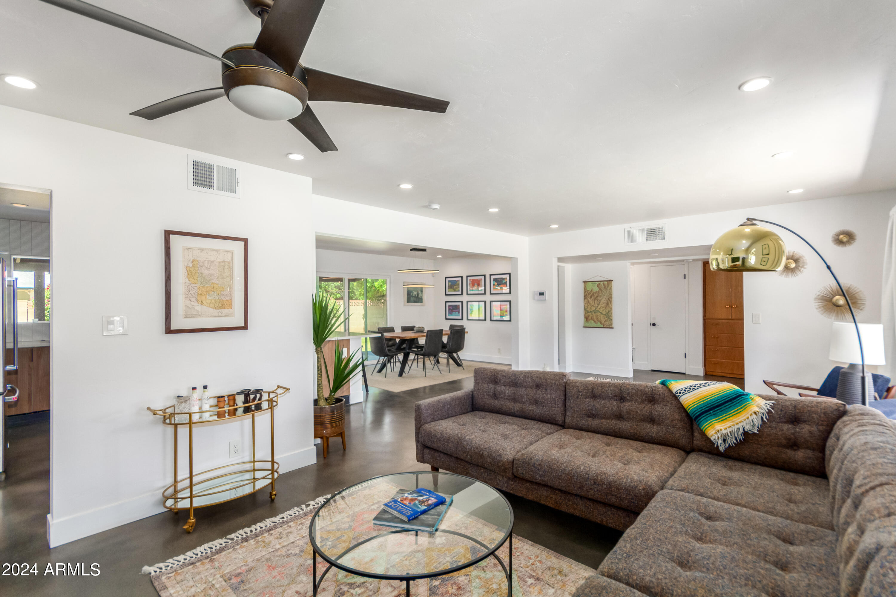 1610 W Lawrence Road