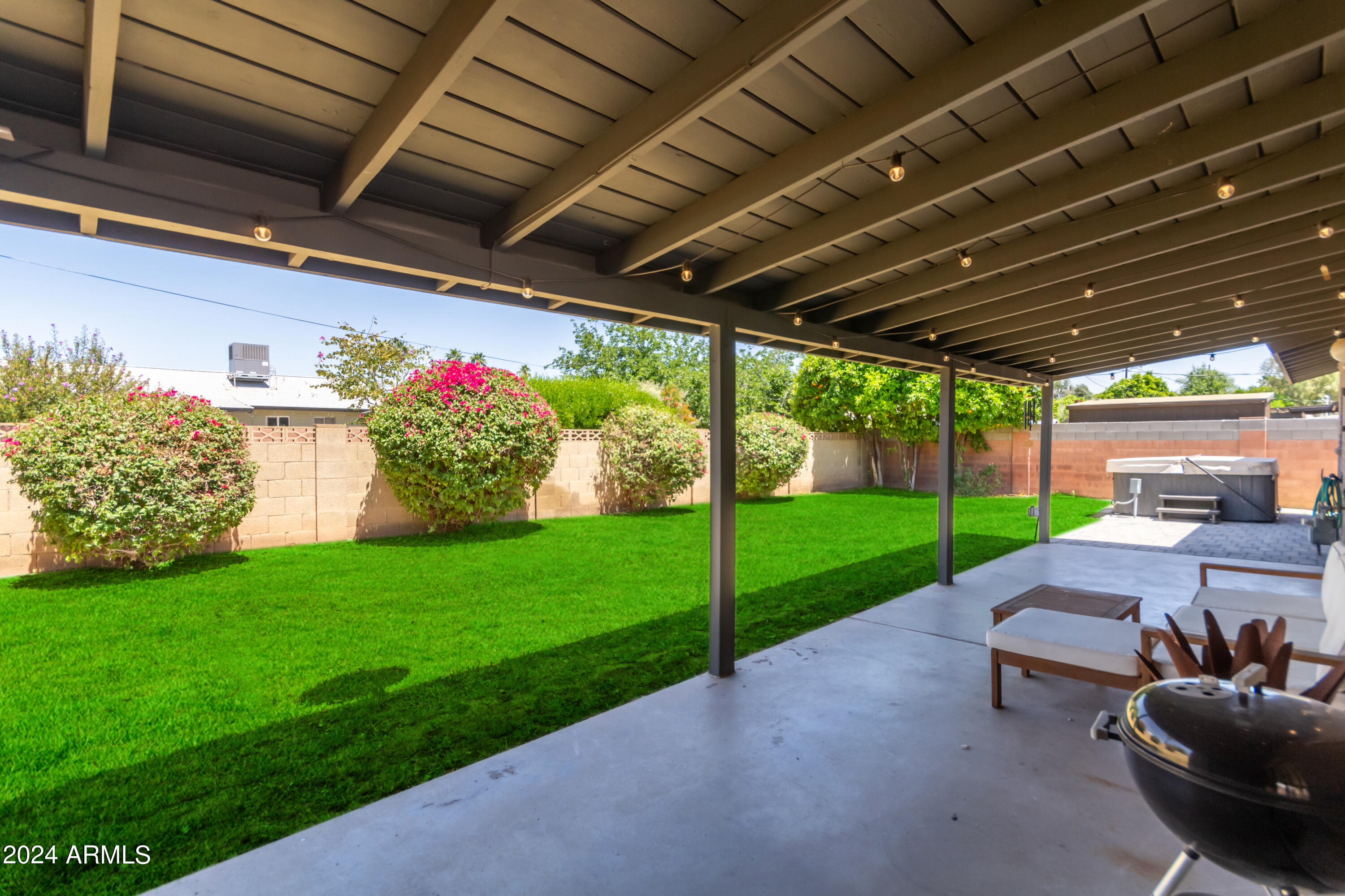 1610 W Lawrence Road