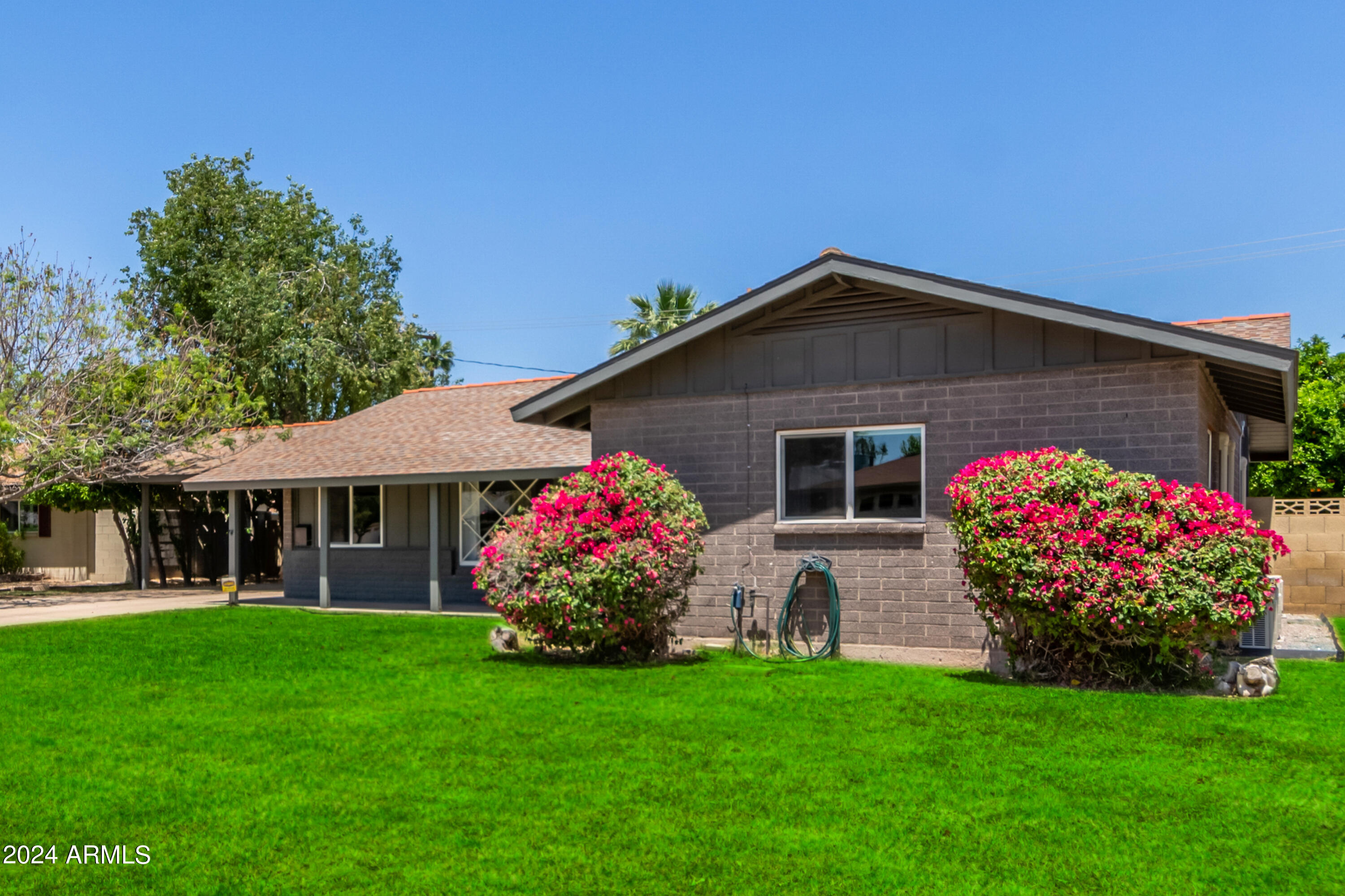 1610 W Lawrence Road