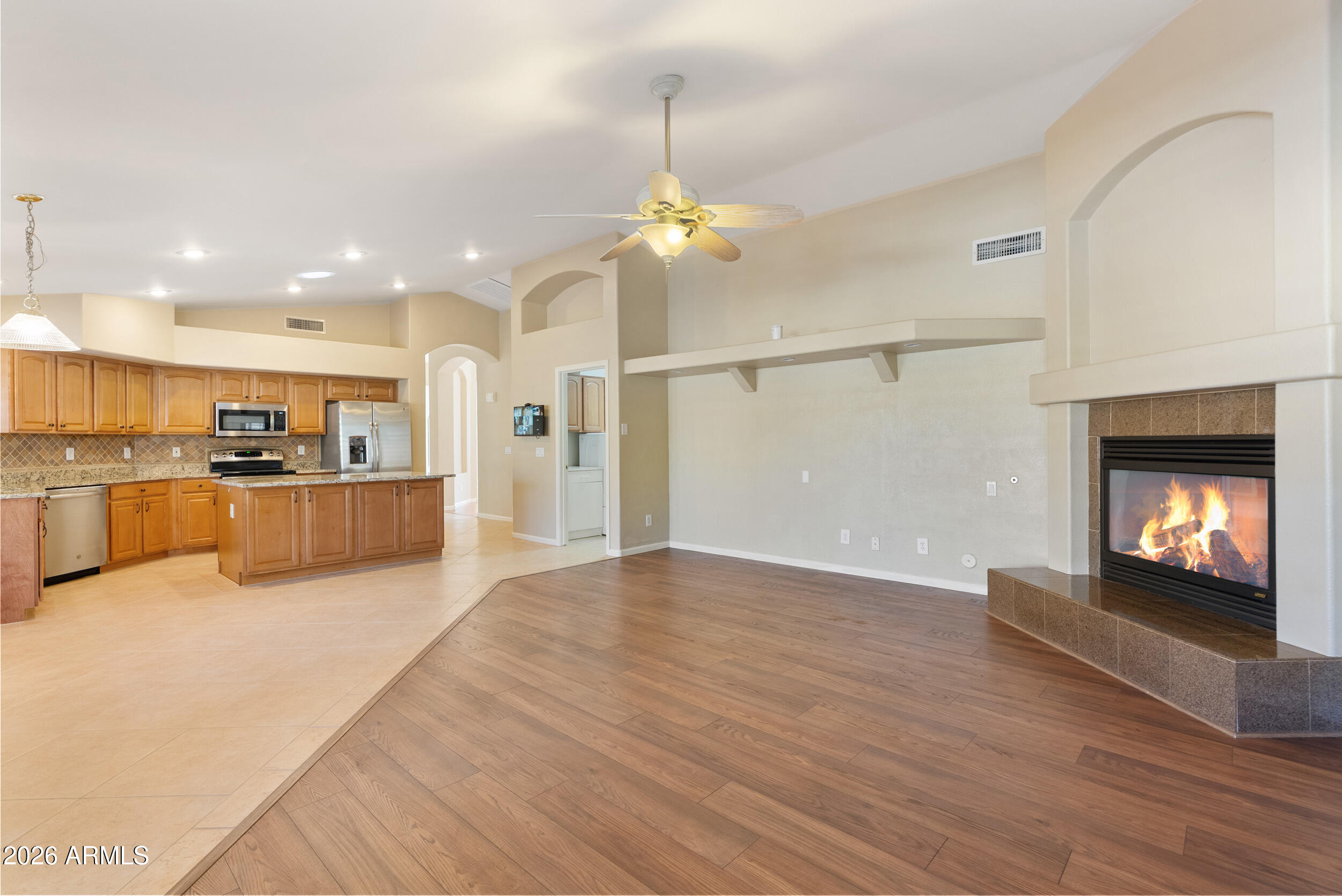 9828 E PANTERA Avenue