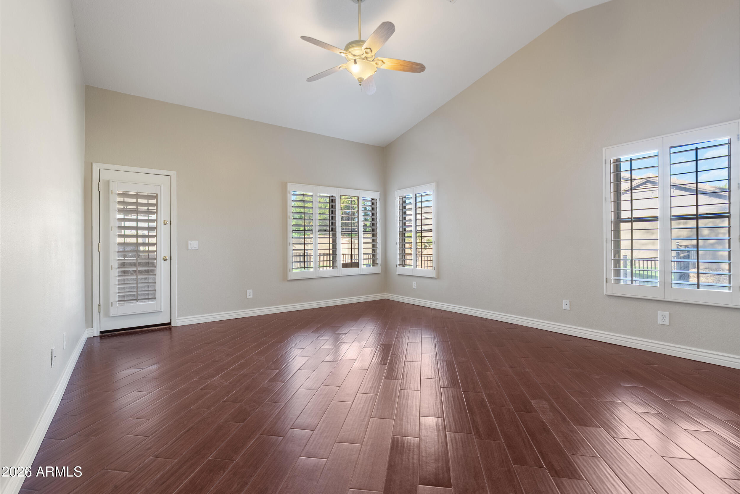 9828 E PANTERA Avenue